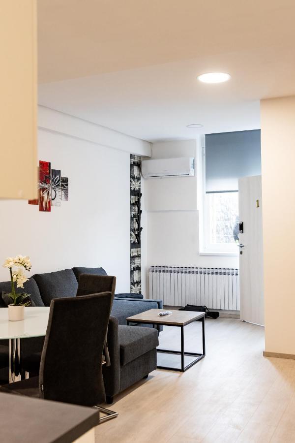 Apartmani Park Maksimir-Rebro 萨格勒布 外观 照片