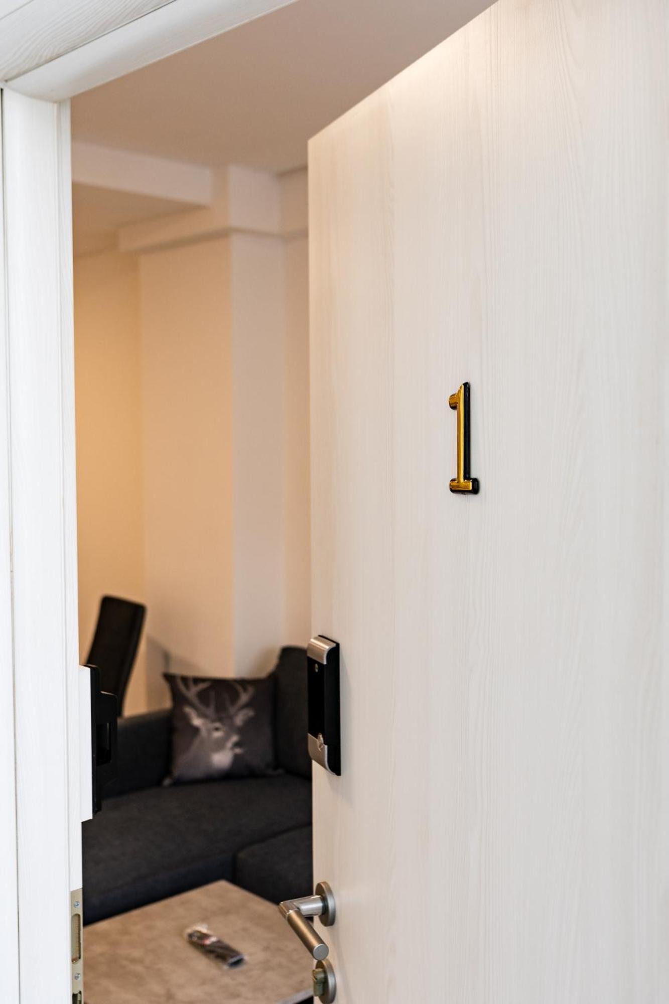 Apartmani Park Maksimir-Rebro 萨格勒布 客房 照片